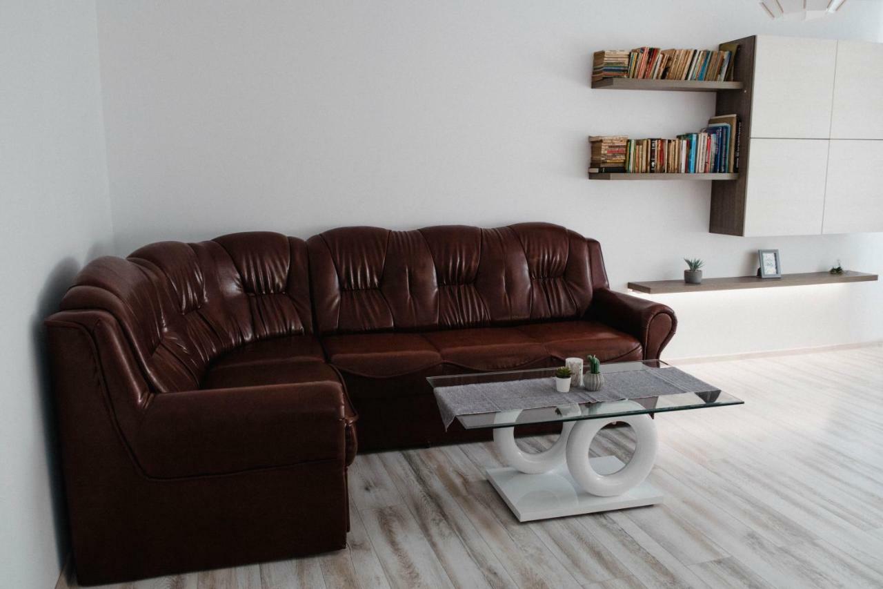 Good Vibes Apartment 坎普朗莫道尼斯 外观 照片